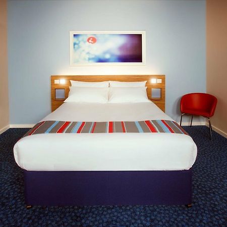 Travelodge Widnes Exterior photo