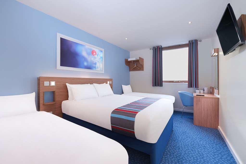 Travelodge Widnes Room photo